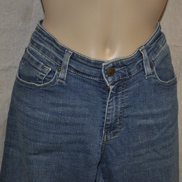 Levi Signature womens blue jeans modern boot cut size 14M (8K) - Picture 2 of 10